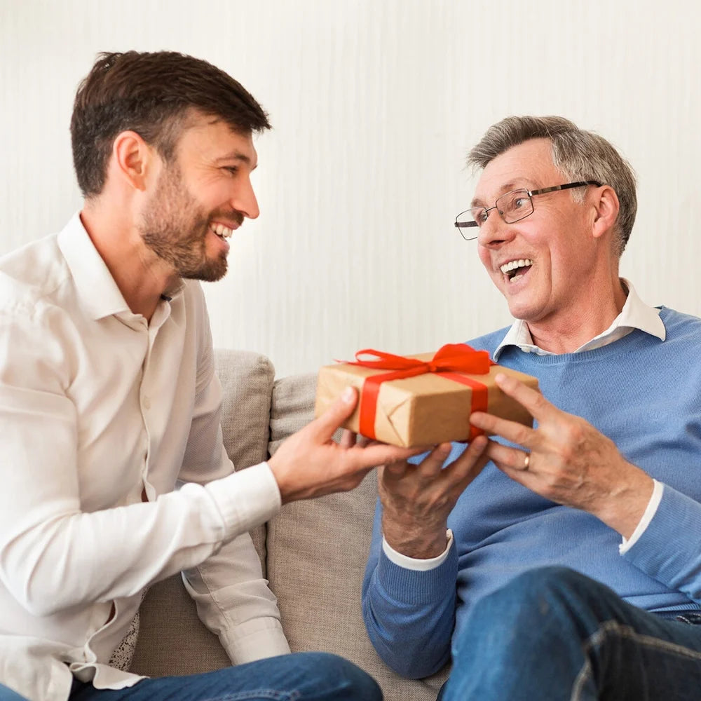 Gratitude Wooden Plaque, Heartfelt Thank You Gift for Women, Men, Friends, and Mom, Desk Decor for Family, Coworkers, Teachers, and Loved Ones