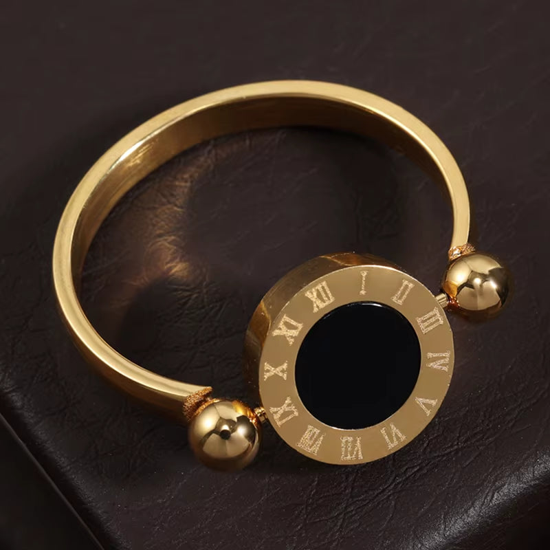 Rotated Fashion Titanium Stainless Steel Roman Numeral Ring for Women Men Black and White Color Shell Finger Jewelry