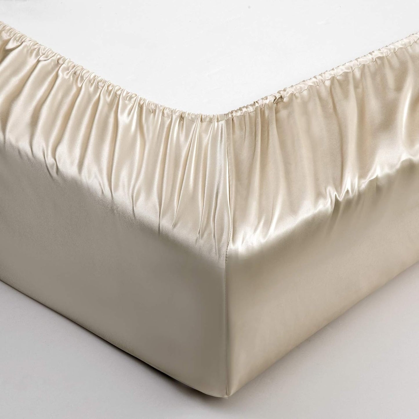 Satin Sheets Full (6 Pieces, Taupe) - Luxury Silky Satin Bed Sheets Full Bedding Set, Extra Soft Satin Sheet Set, 1 Satin Fitted Sheet + 1 Flat Sheet + 4 Pillow Cases