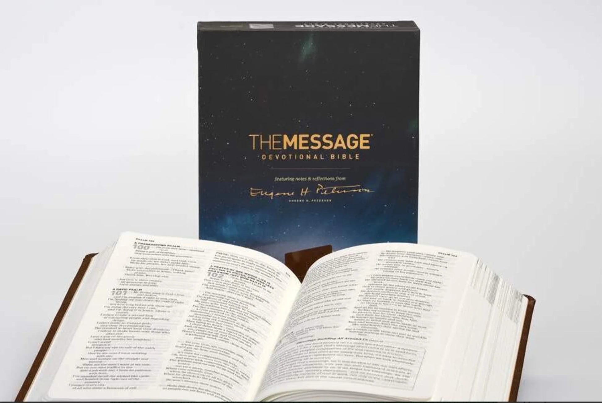 The Message Devotional Bible, Brown Cross: Featuring Notes & Reflections from Eugene H. Peterson, (Hardcover)
